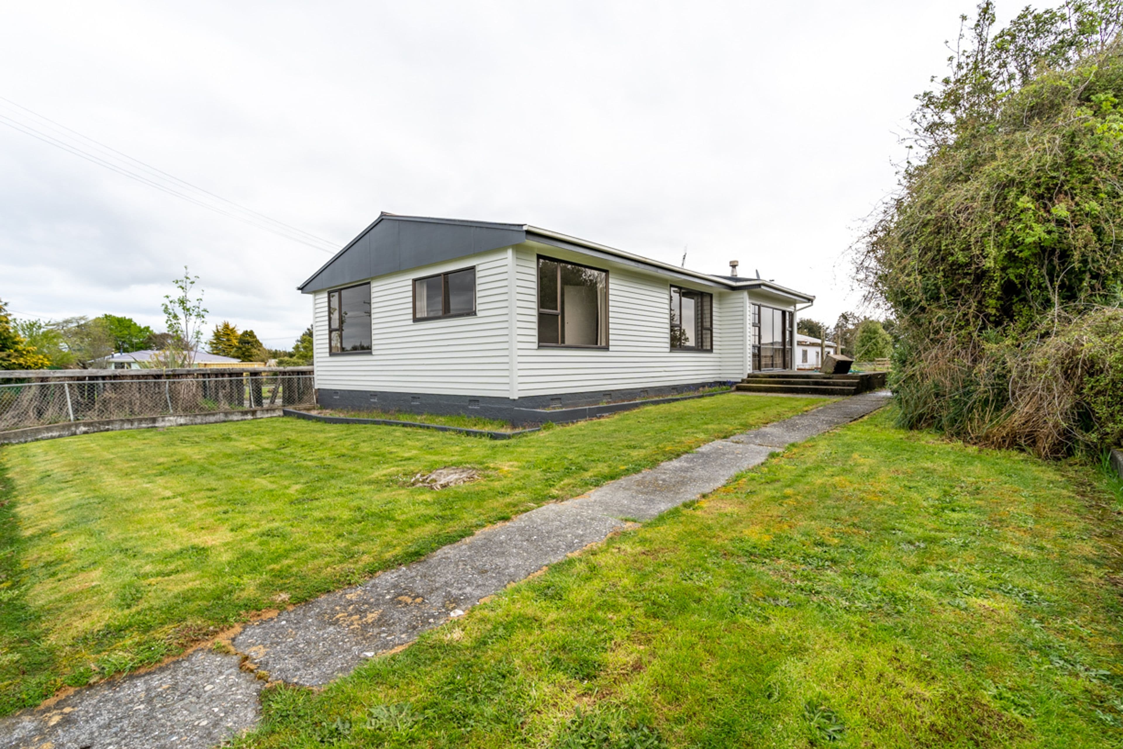 25 Clifden Highway, Tuatapere, Southland, Southland | Tall Poppy 