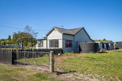 39 Woodlands South Road, Woodlands, Southland, Southland | Tall Poppy 