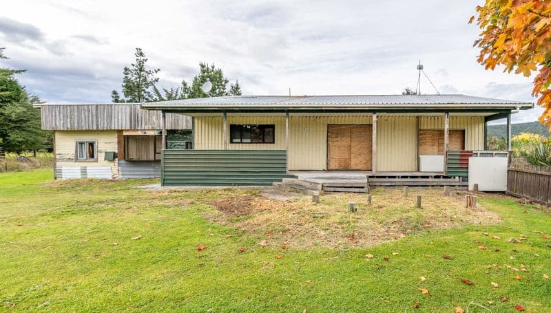 882 Tahakopa Valley Road, Owaka, Clutha