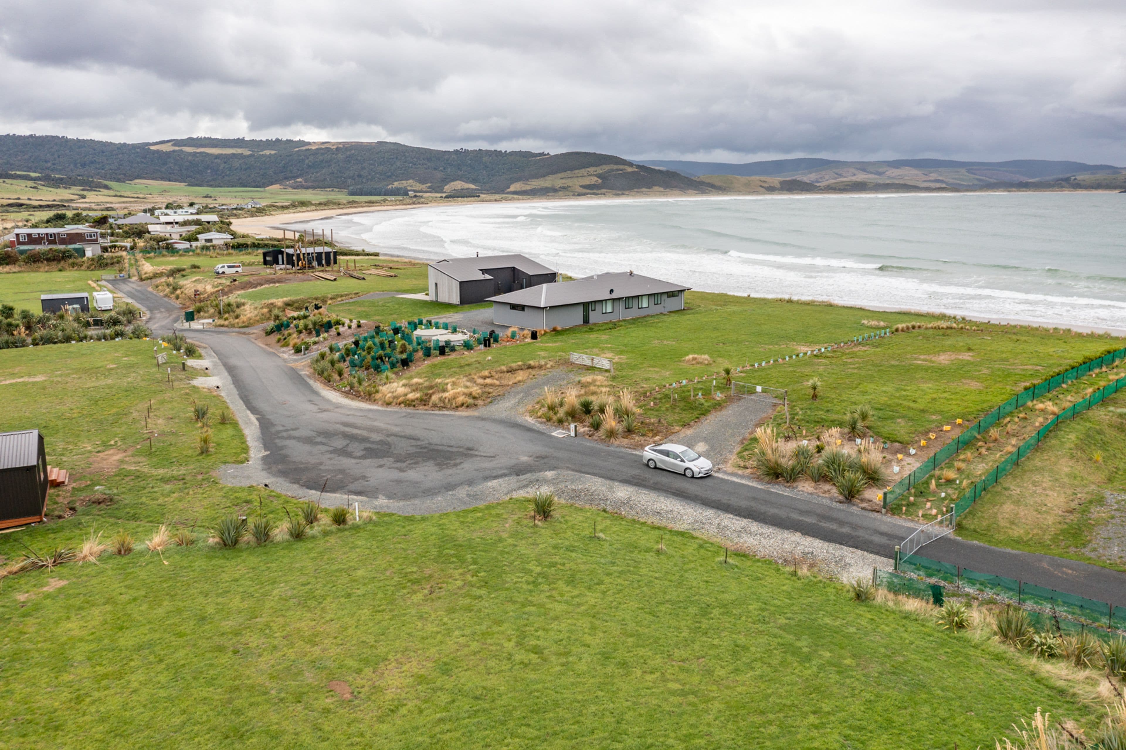 22 Ara Pahu Bay, Curio Bay, Southland, Southland | Tall Poppy 