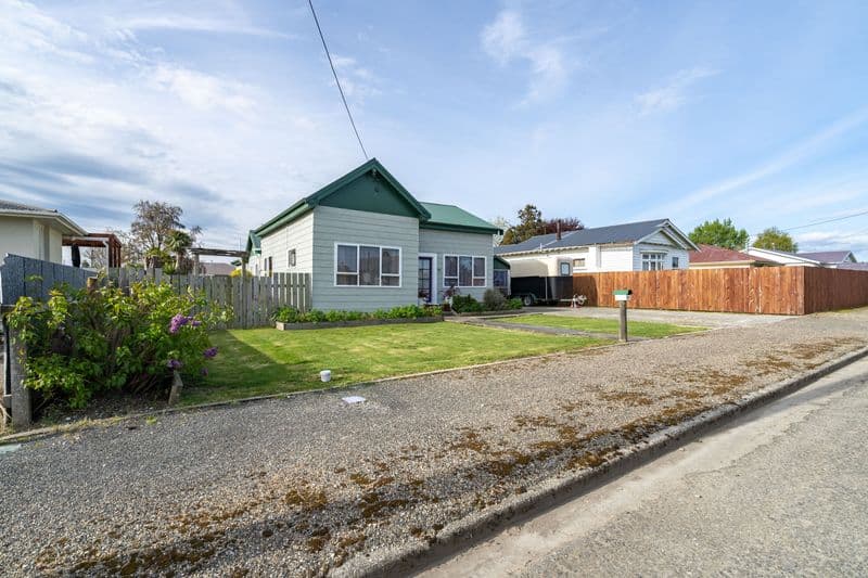 37 Ferry Street, Wyndham, Southland