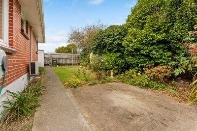 a and b/14 Joseph Grove, Elderslea, Upper Hutt City, Wellington | Tall Poppy 