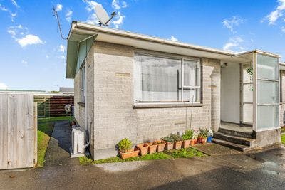 256B Wellington Road, Wainuiomata, Lower Hutt City, Wellington | Tall Poppy 