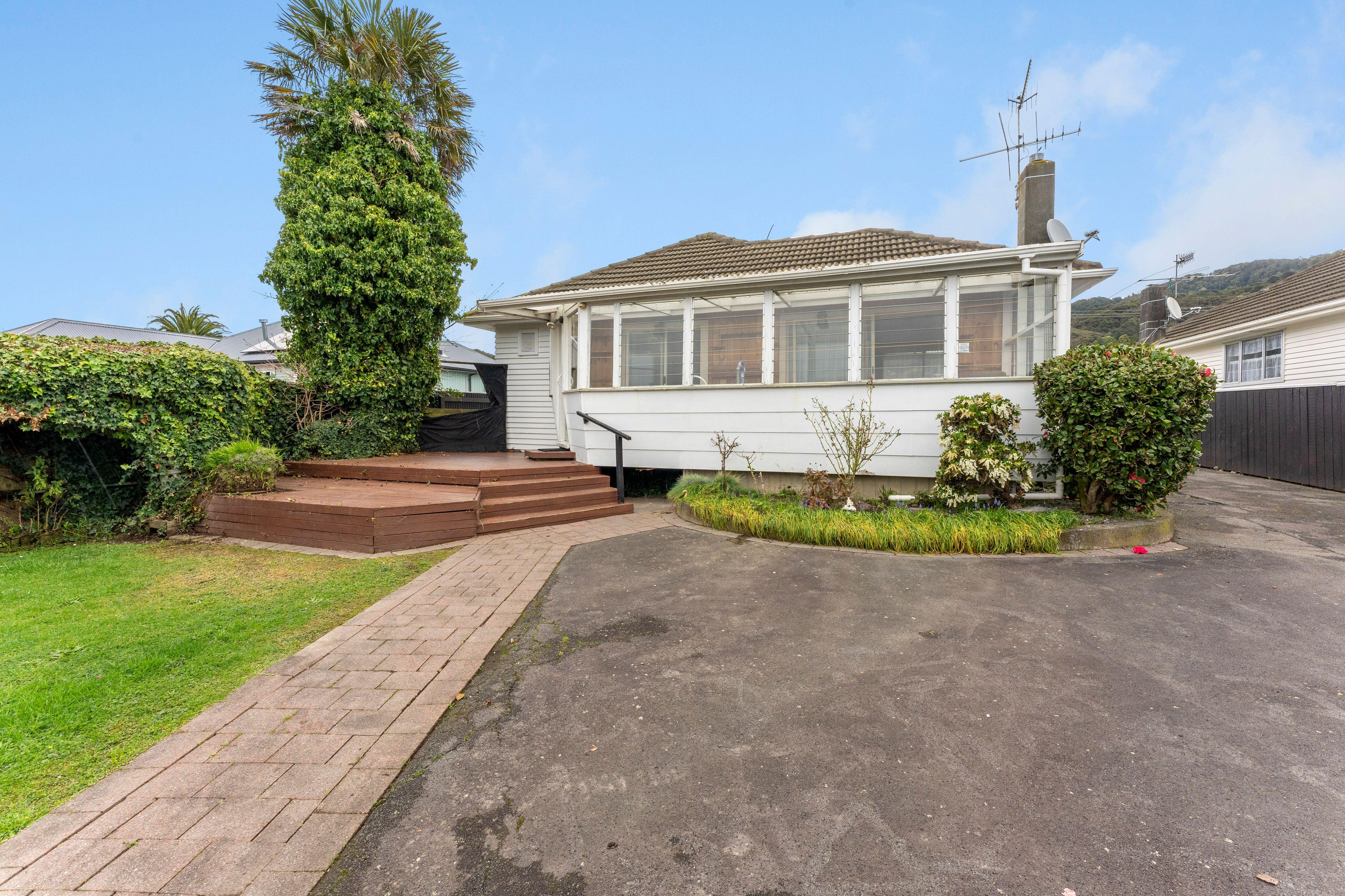 17 Hinau Grove, Wainuiomata, Lower Hutt City, Wellington | Tall Poppy 