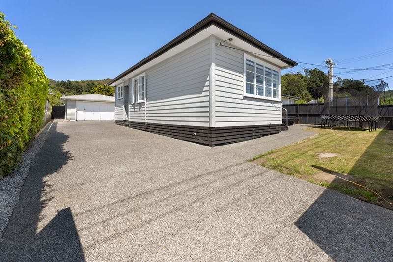 103 Wainuiomata Road, Wainuiomata, Lower Hutt City