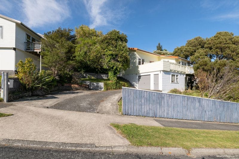 76 Lord Street, Stokes Valley, Lower Hutt City