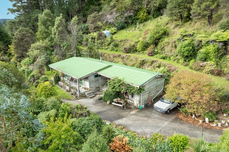 298 Moores Valley Road, Wainuiomata, Lower Hutt City