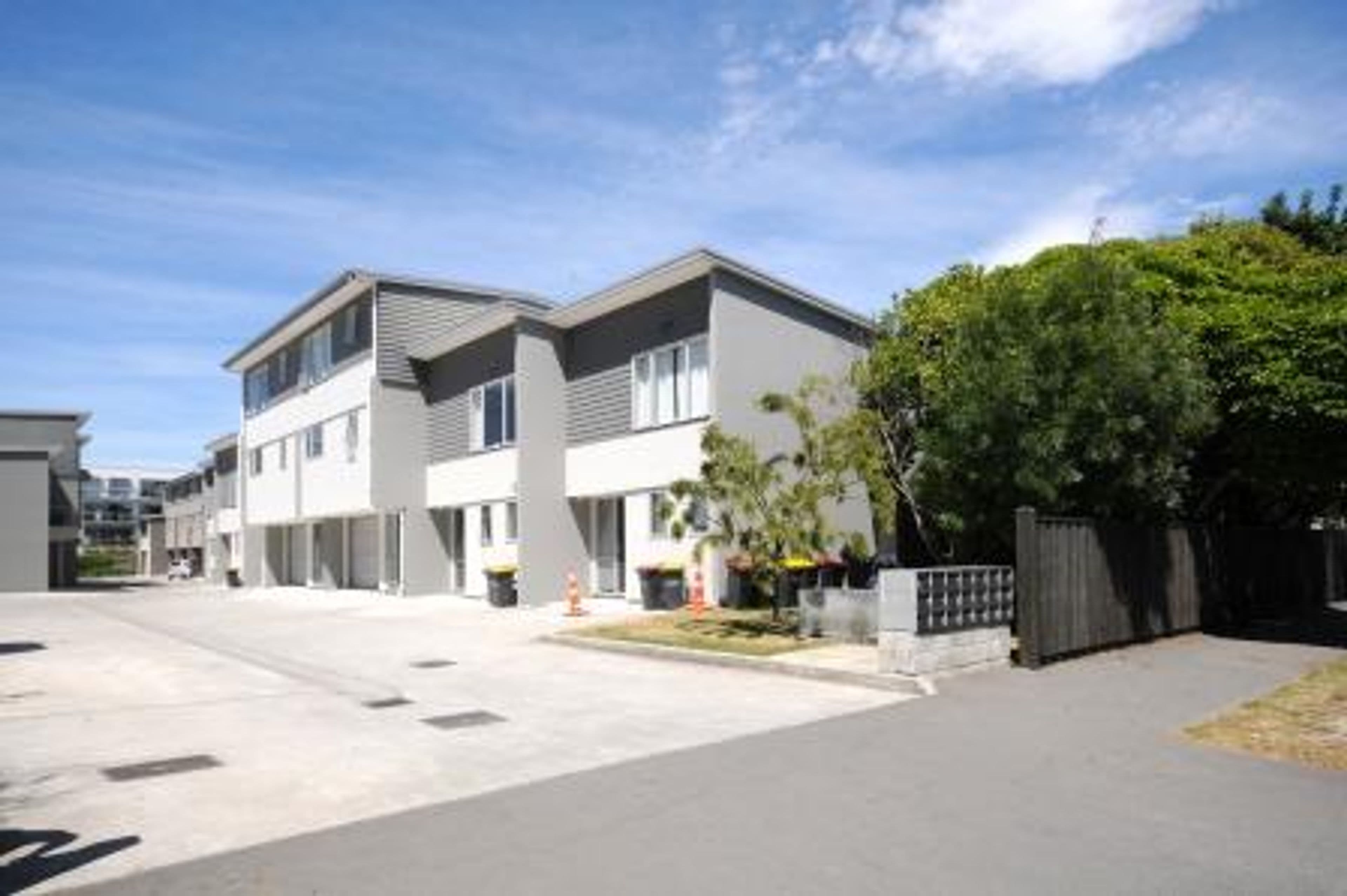 2/102 Bealey Ave, Christchurch Central, Christchurch City, Canterbury | Tall Poppy 