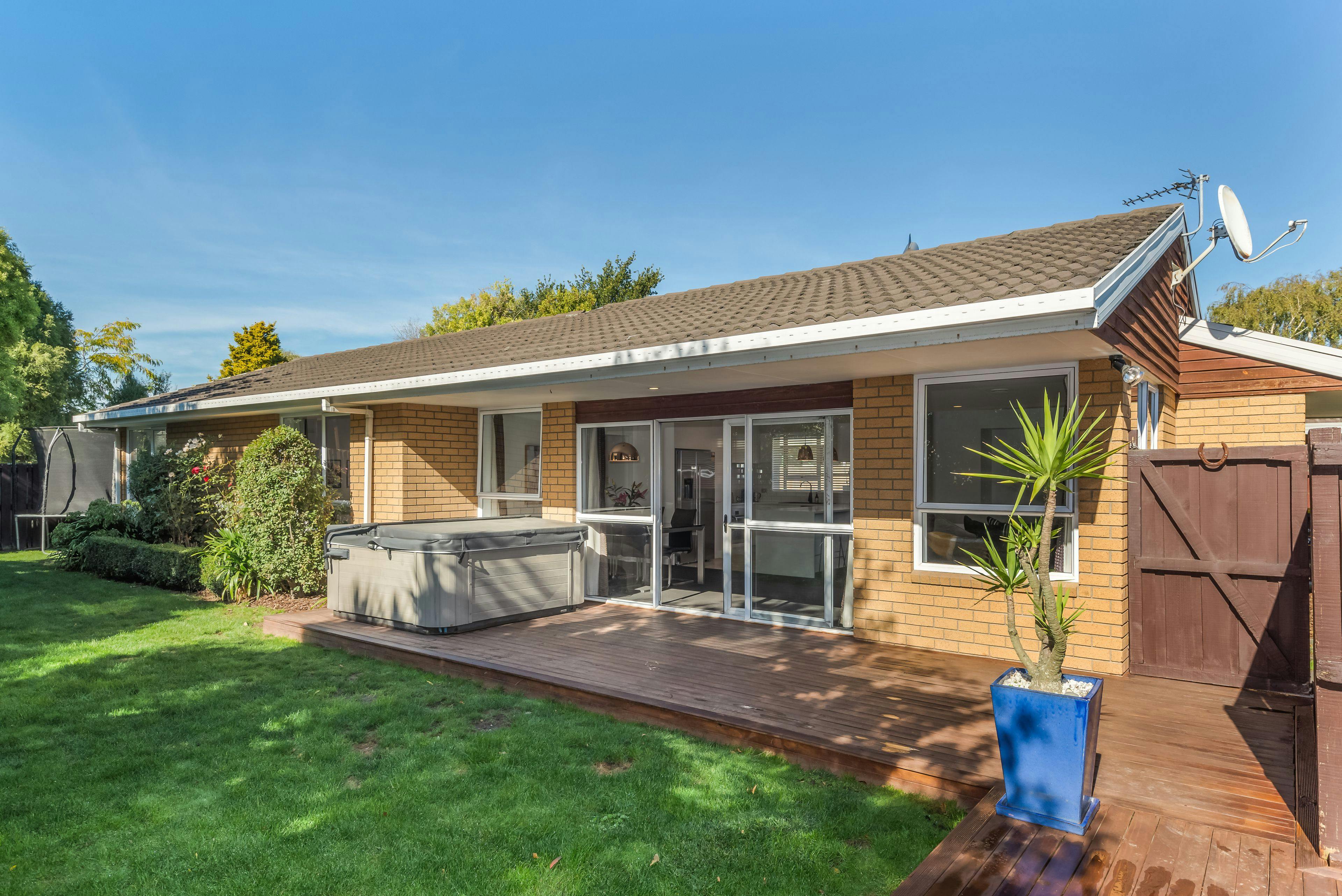 14B Castile Place, Belfast, Christchurch City, Canterbury | Tall Poppy 