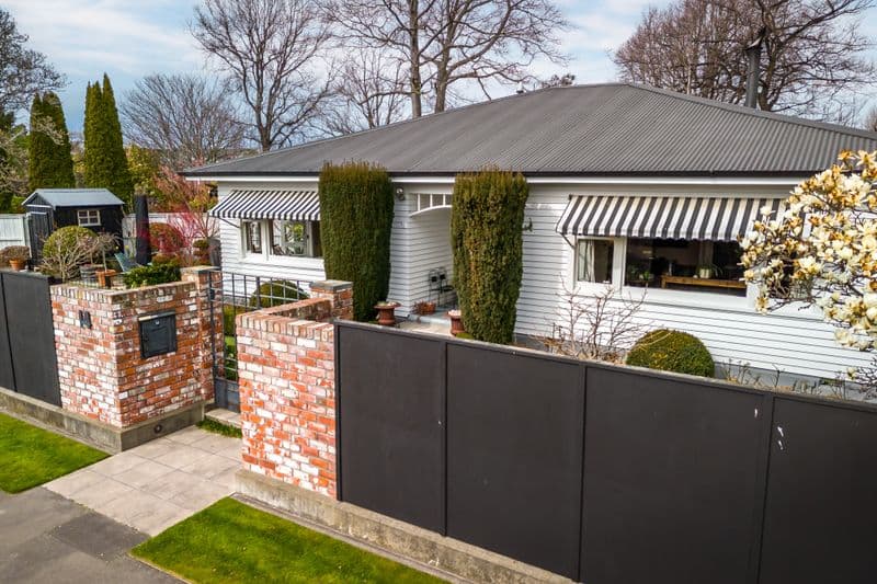 14 Church Lane, Merivale, Christchurch City