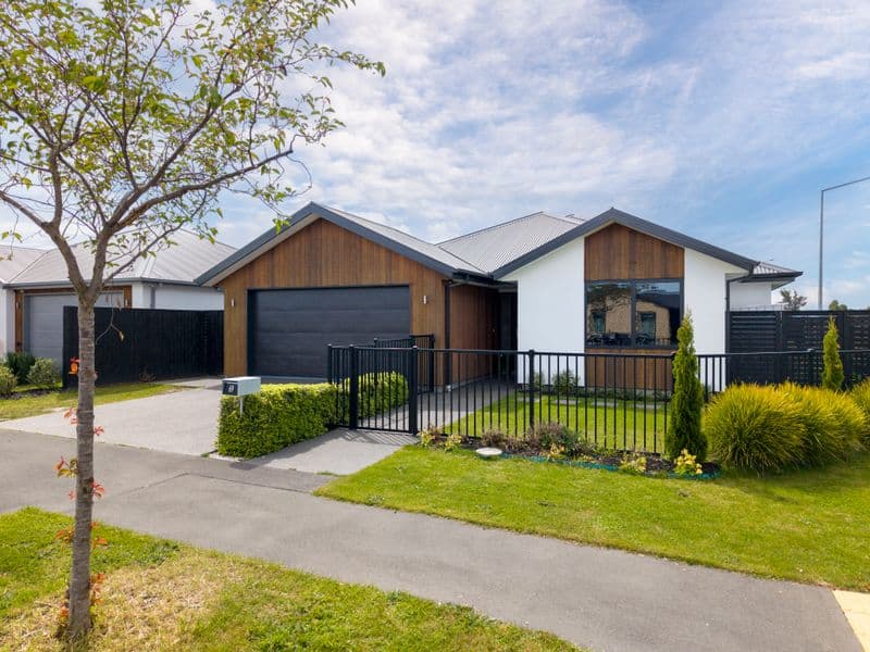 69 William Nicholls Drive, Belfast, Christchurch City