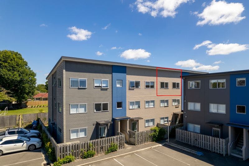 D10/101 Caledonian Road, Saint Albans, Christchurch City, Canterbury | Tall Poppy 