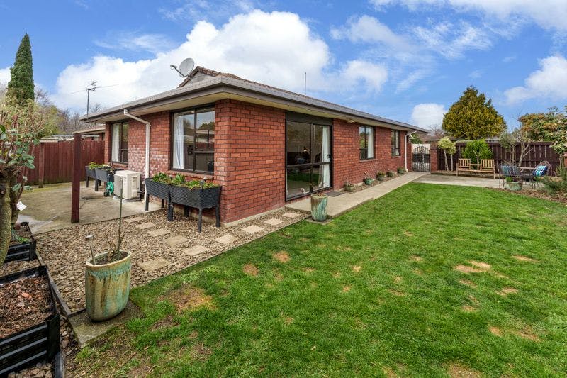 1/25 La Perouse Place, Northcote, Christchurch City