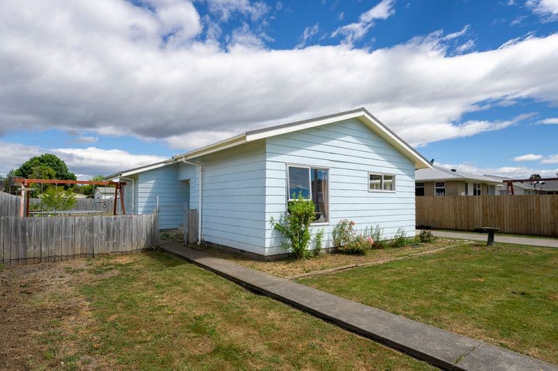 21 Fergus Street, Cheviot, Hurunui