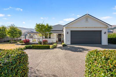 33 Hill Street North, Richmond , Tasman, Nelson | Tall Poppy 