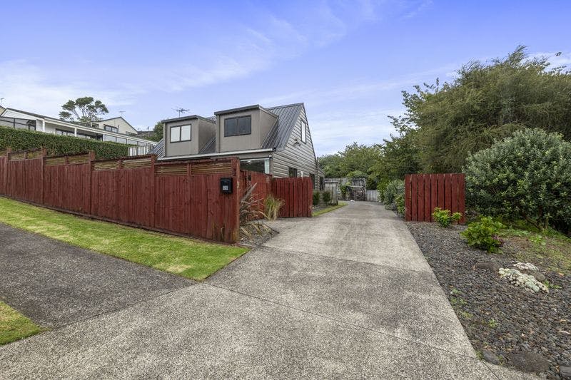 92 Heta Road, Highlands Park, New Plymouth