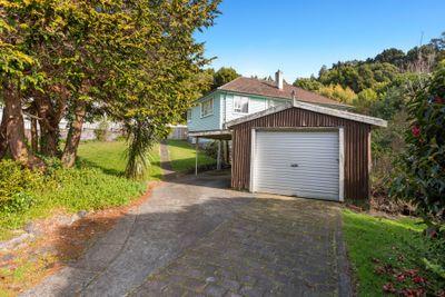 70 Glenpark Avenue, Frankleigh Park, New Plymouth, Taranaki | Tall Poppy 