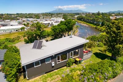 68 Clemow Road, Fitzroy, New Plymouth, Taranaki | Tall Poppy 