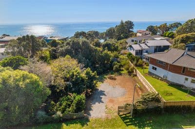 29 Motukari Place, Onaero, New Plymouth, Taranaki | Tall Poppy 