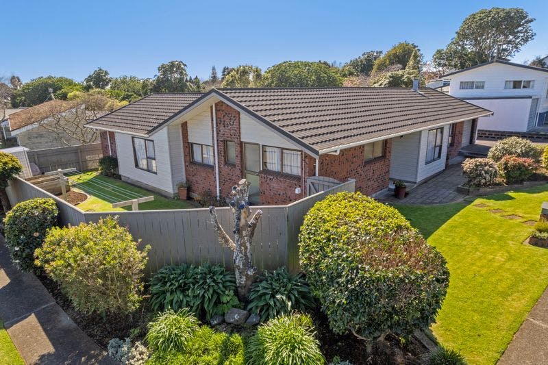 20 Fairfax Terrace, Frankleigh Park, New Plymouth