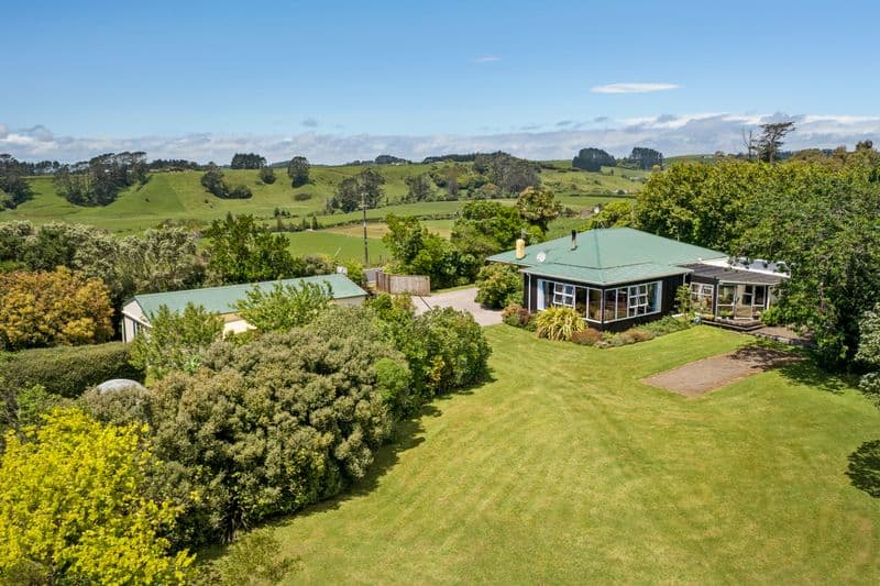 804 Egmont Road, Hillsborough, New Plymouth