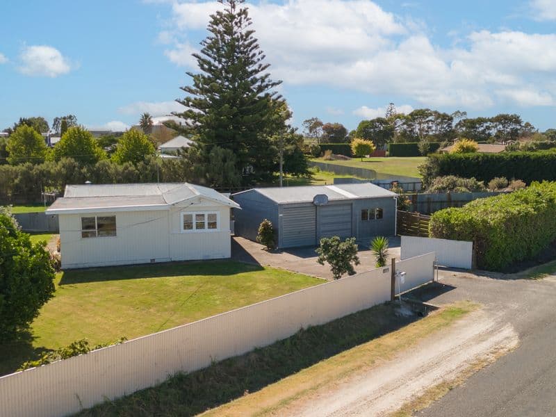 155 School Road, Clive, Hastings, Hawkes Bay | Tall Poppy 