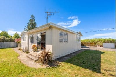 155 School Road, Clive, Hastings, Hawkes Bay | Tall Poppy 