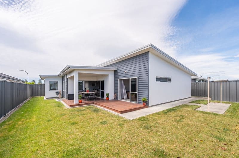 8 Kaituna Place, Te Awa, Napier City