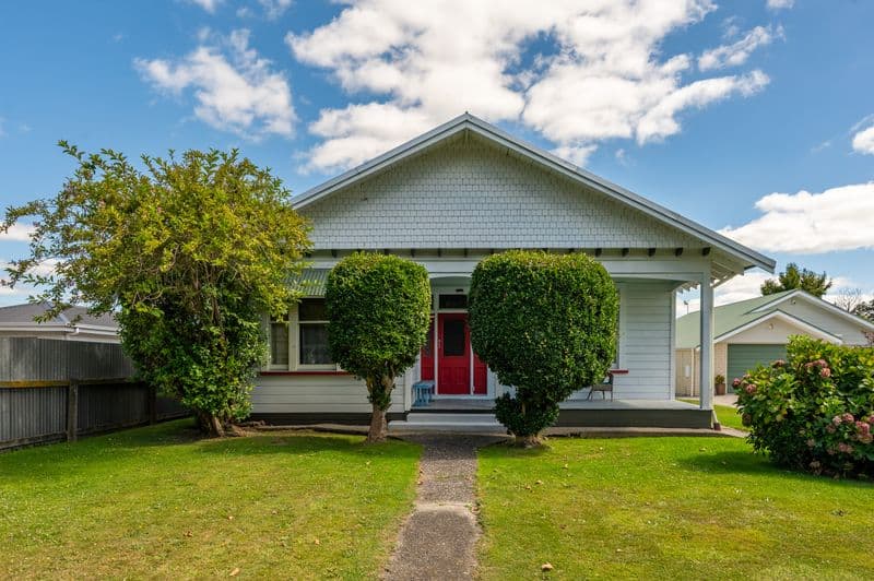 1420 Karamu Road, Mayfair, Hastings