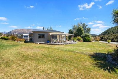 11 Toutouwai Place, St Arnaud, Tasman, Nelson | Tall Poppy 