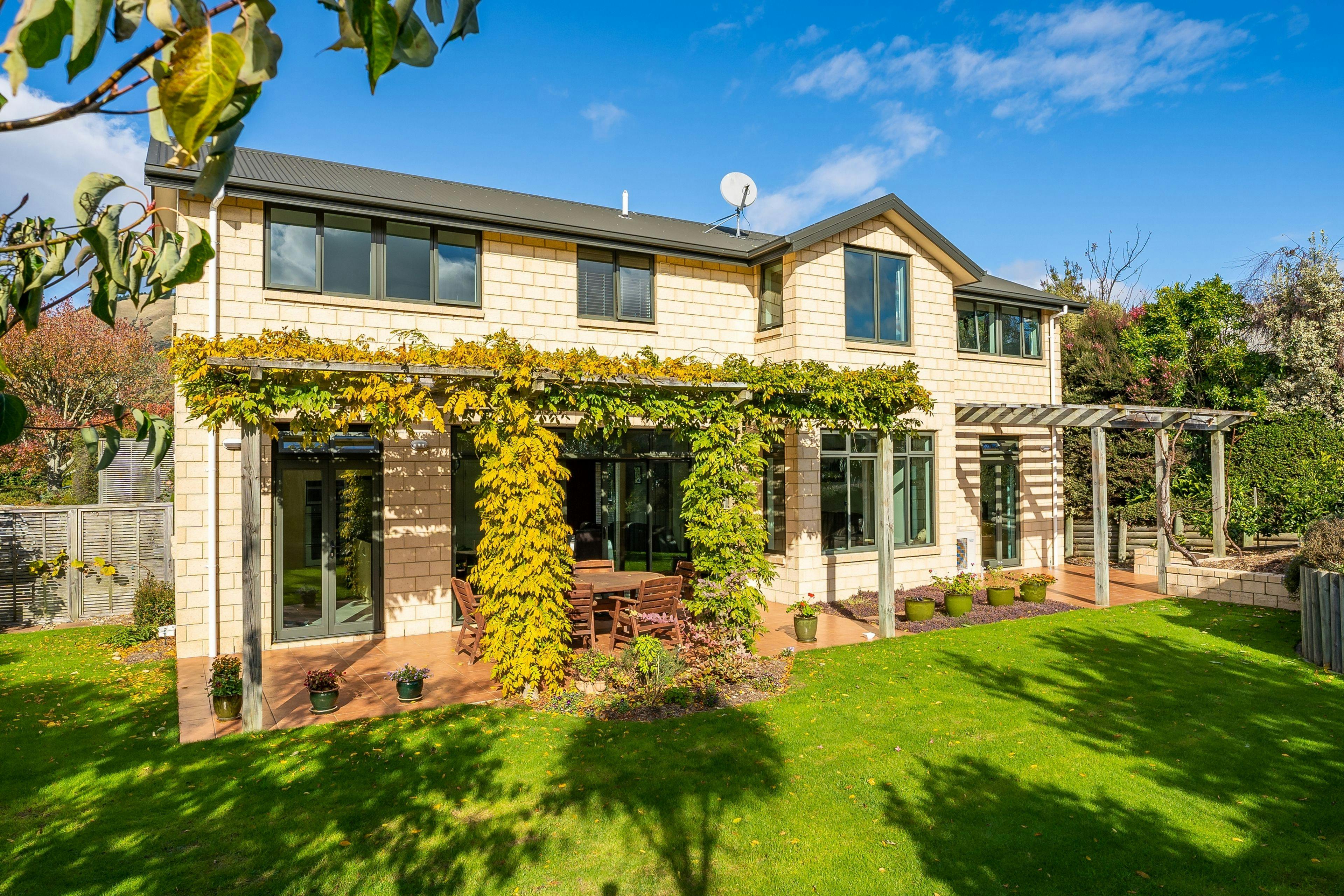 122 Hill Street, Richmond , Tasman, Nelson | Tall Poppy 