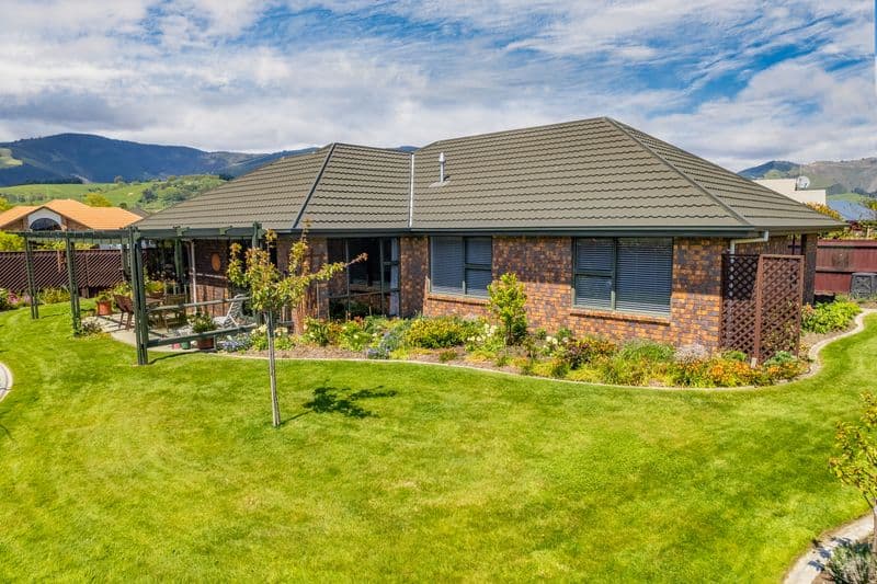 32 Tyree Drive, Stoke, Nelson, Nelson | Tall Poppy 