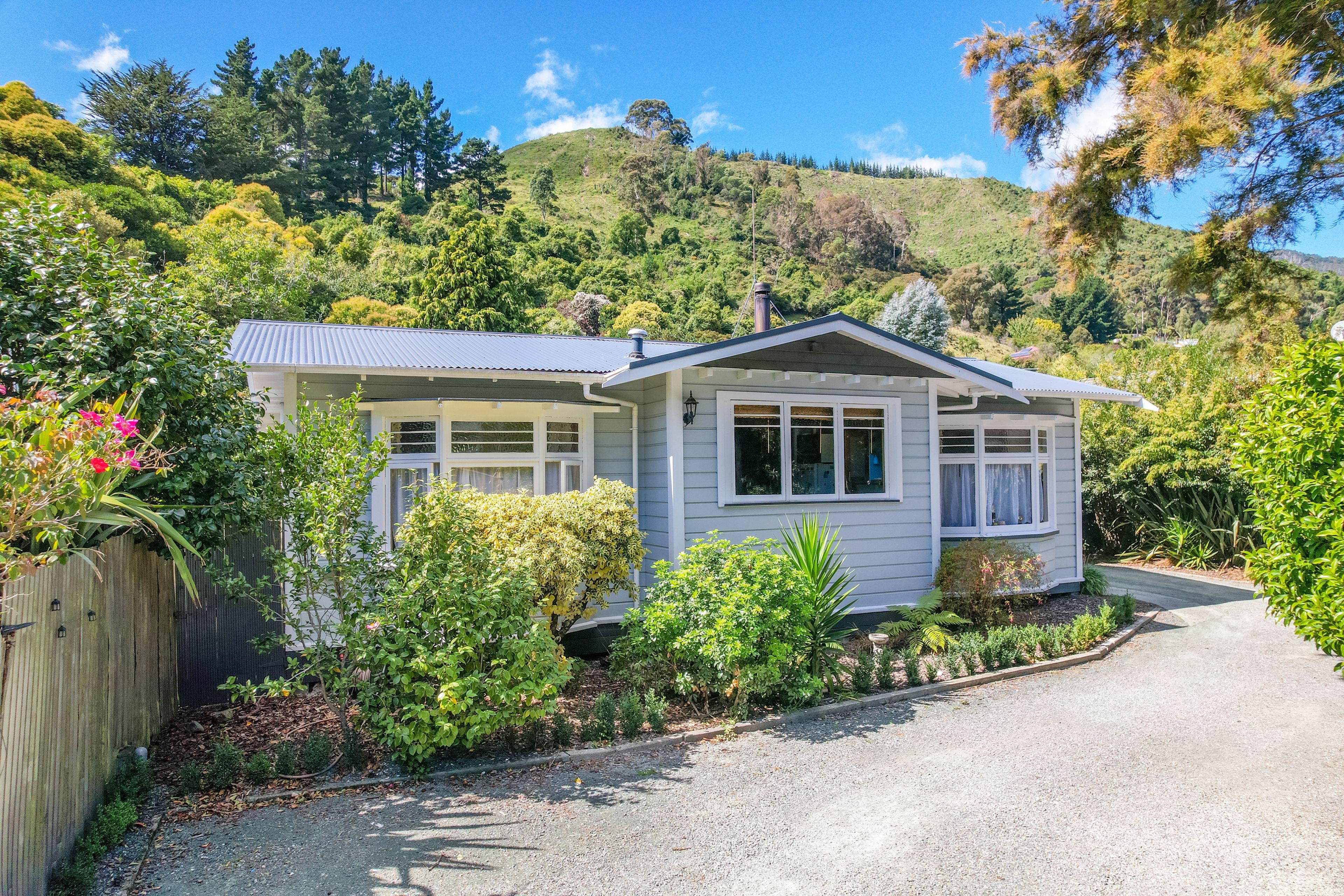 73A Brook Street, The Brook, Nelson, Nelson | Tall Poppy 