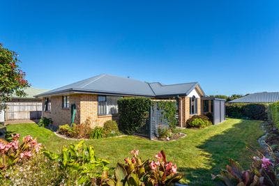 28 Allport Place, Stoke, Nelson, Nelson | Tall Poppy 