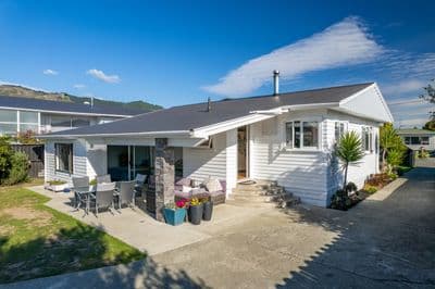 1 Haycock Place, Richmond , Tasman, Nelson | Tall Poppy 