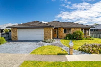 38 Masefield Street, Stoke, Nelson, Nelson | Tall Poppy 