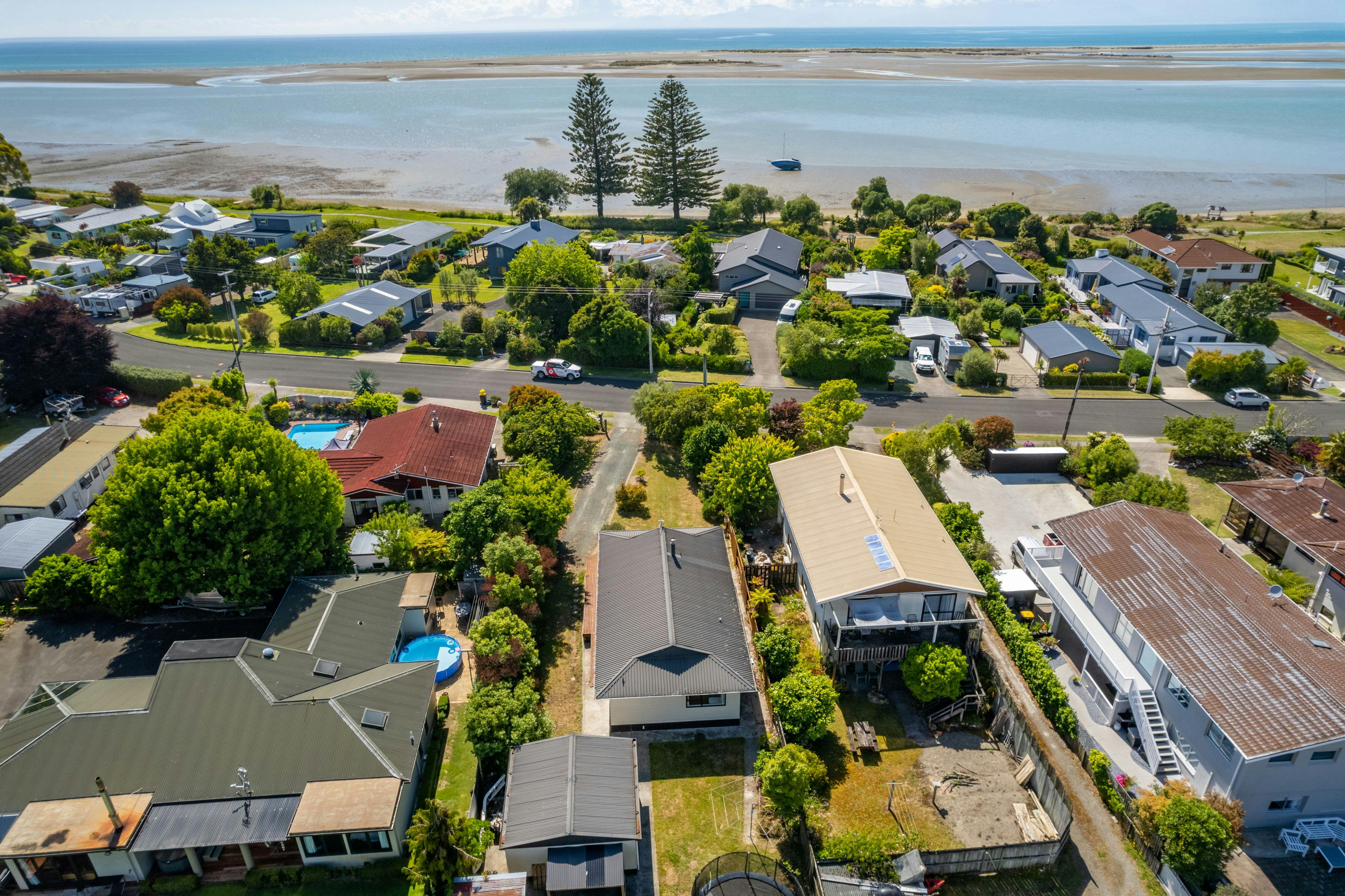 18 Trewavas Street, Motueka, Tasman, Nelson | Tall Poppy 