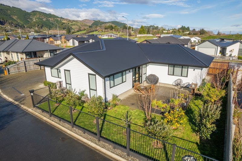 11 Mellifera Place, Richmond , Tasman