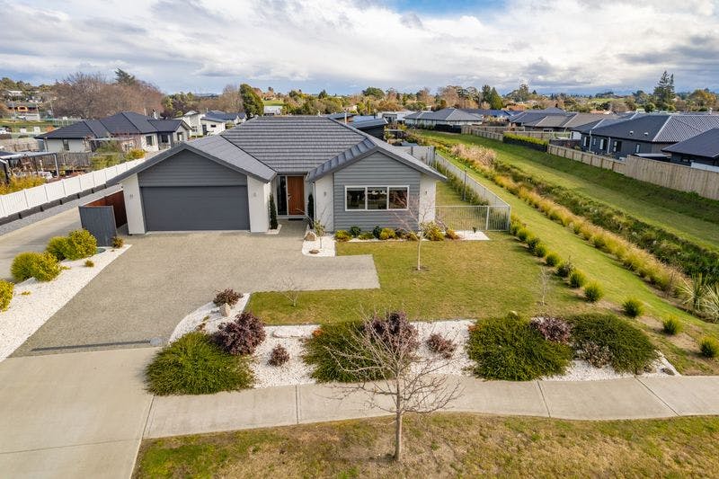 89 Iwa Street, Mapua, Tasman, Nelson | Tall Poppy 