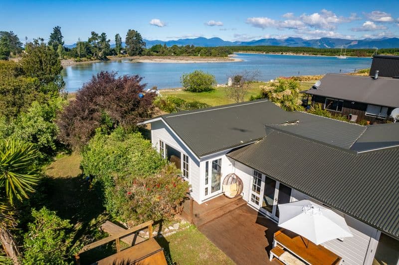 26 Toru Street, Mapua, Tasman, Nelson | Tall Poppy 