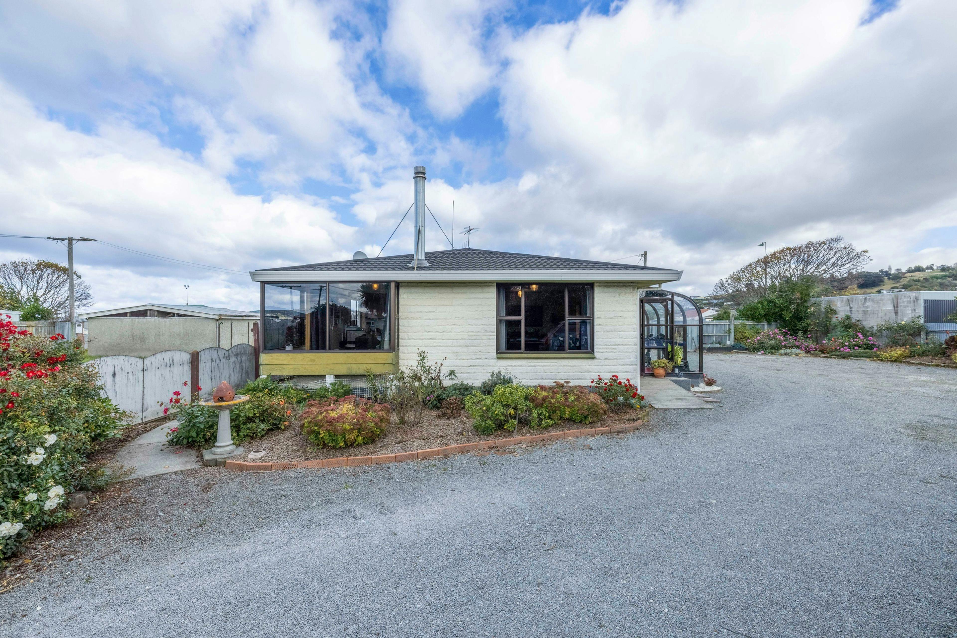 27A Caledonian Road, Oamaru North, Waitaki, Otago | Tall Poppy 