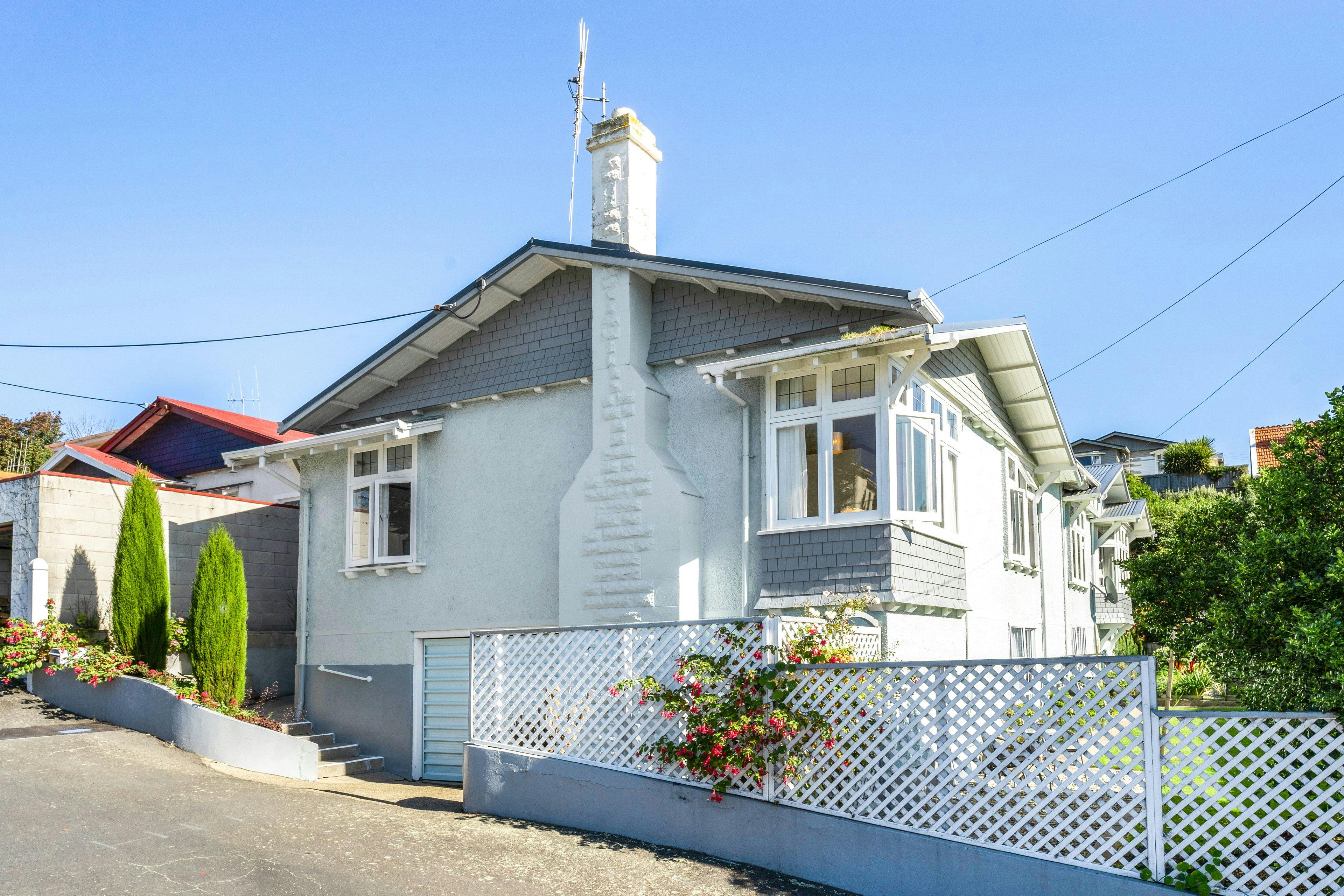 4 Ure Street, South Hill, Oamaru, Otago | Tall Poppy 