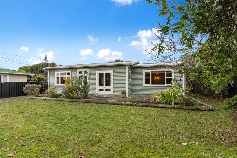 27 Manuka Street, Otaki Beach, Kapiti Coast, Wellington | Tall Poppy 