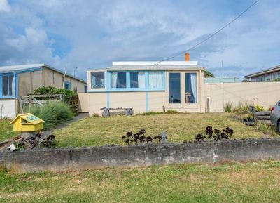 230-232 Marine Parade, Otaki Beach, Kapiti Coast, Wellington | Tall Poppy 