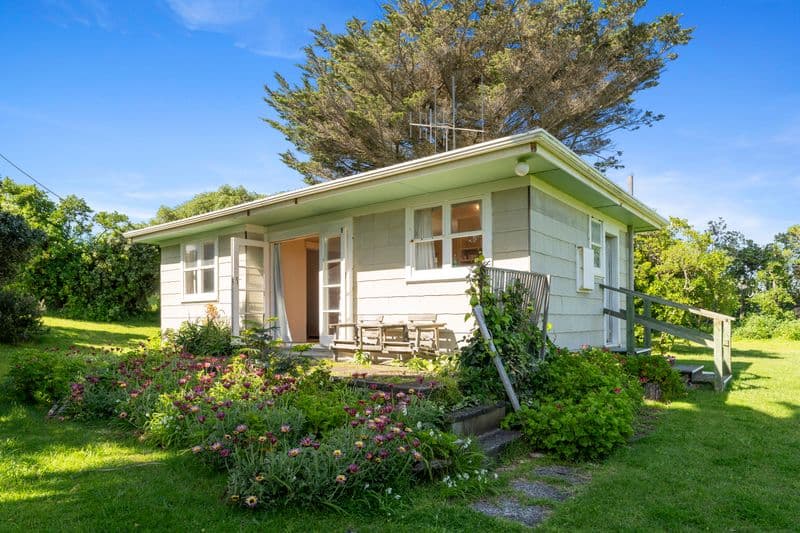 39A Tasman Road, Otaki Beach, Kapiti Coast