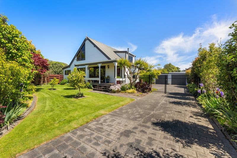 13 Knights Grove, Otaki, Kapiti Coast