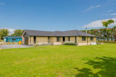 68 Garth Road, Levin, Horowhenua, Manawatu | Tall Poppy 