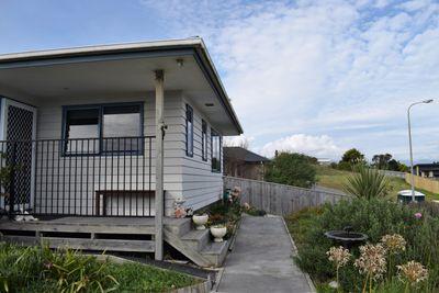 107 Mountain View Terrace, Otaki Beach, Kapiti Coast, Wellington | Tall Poppy 