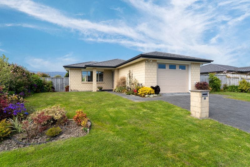 25 Dal Din Drive, Otaki, Kapiti Coast