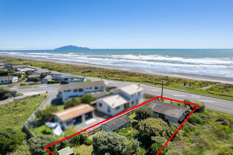 224 Marine Parade, Otaki Beach, Kapiti Coast